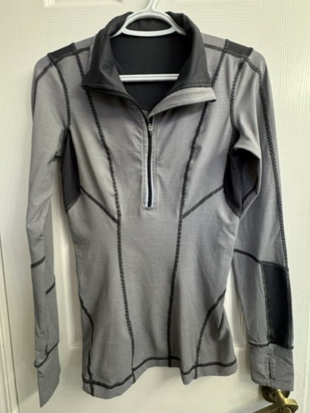 Lululemon Grey Striped Half Zip Pullover Size 6 Running Yoga Athleisure